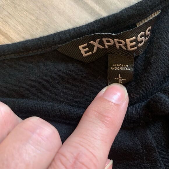 Express black top size L - Picture 7 of 7